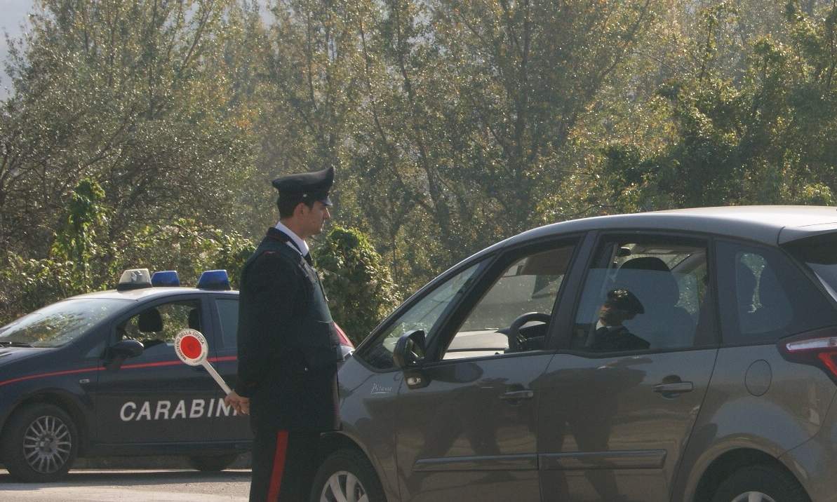 Cocaina e coltello affilato in auto, un arresto nel Mandamento