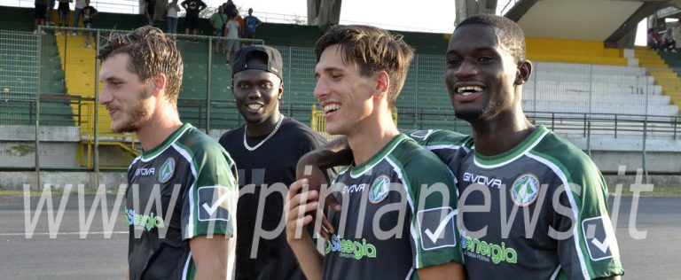 Avellino – Cosenza 1-0: la fotogallery di Irpinianews