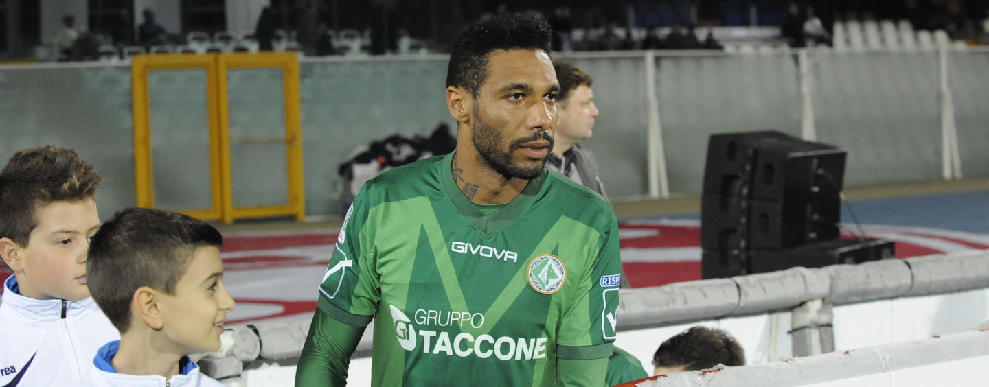 Avellino Calcio – Verso Trapani, difesa in ginocchio: Jidayi-bis se Rea non ce la fa