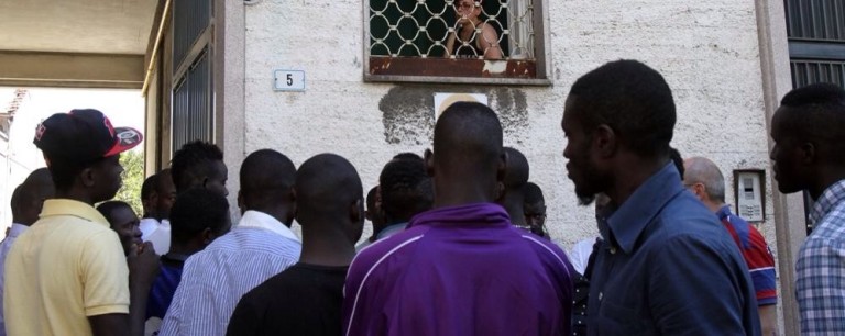 Emergenza profughi, allerta scabbia e Tbc al Moscati di Avellino