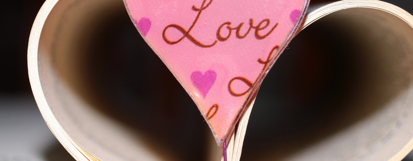 San Valentino tra storia e leggenda. “Piccioncini” e bigliettini d’amore, tutte le curiosità