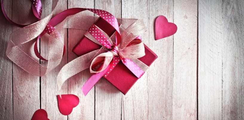 Idee per regali di San Valentino? In Italia boom di e-commerce e acquisti online