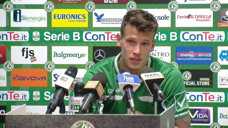 VIDEO/ Avellino Calcio – Lasik si riprende la Serie B: “Volevo tornare in Italia a tutti i costi”