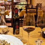 Un angolo del ristorante La via delle taverne