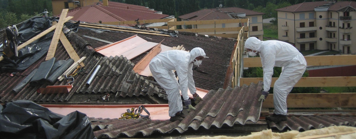 Quattrograne Est e i tetti d’amianto: progetto del 2014, fondi del 2017, ma tutto ancora fermo