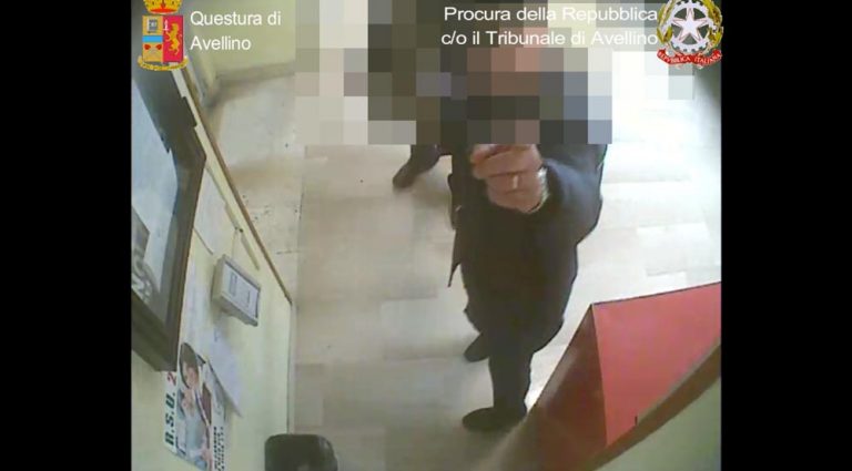 Furbetti del cartellino all’Asl di Avellino, acquisita la documentazione video