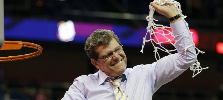 Luigi “Geno” Auriemma, altro titolo Ncaa: eguagliato record del santone Phil Jackson