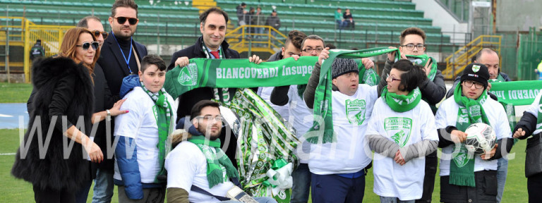 Avellino Calcio – La società dona un uovo di Pasqua ai Biancoverdi Insuperabili