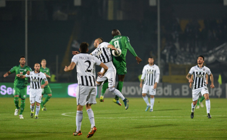 Avellino Calcio – Clima teso all’Ascoli: Perez litiga con Mangia
