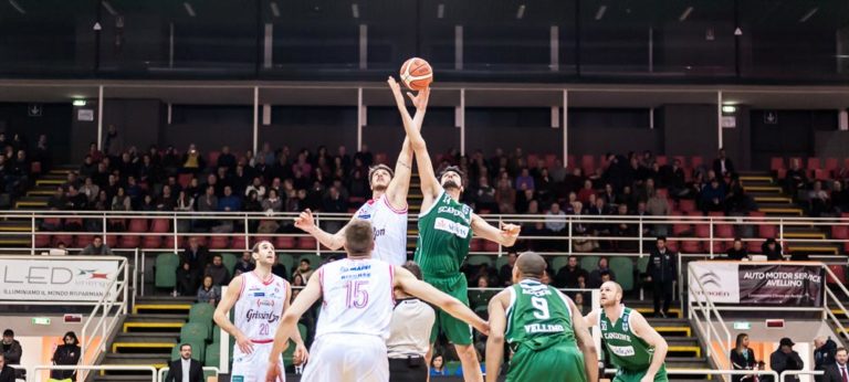 Basket Playoff, Avellino e Reggio Emilia in campo: il confronto tra le squadre