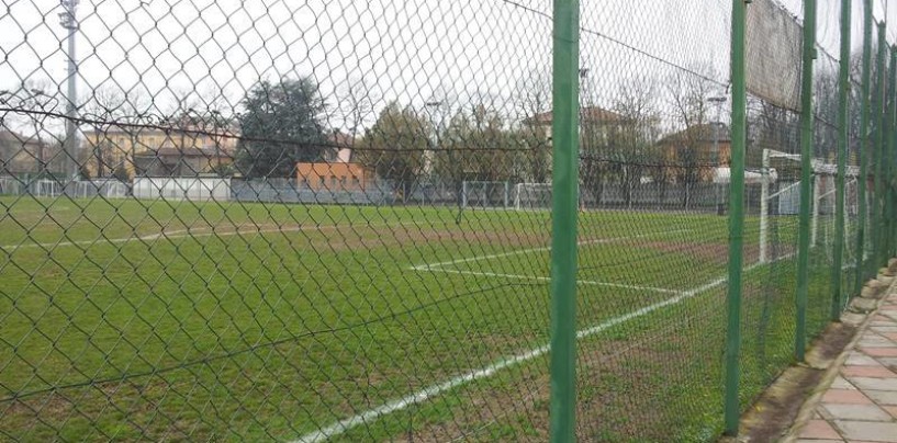Giugliano, tragedia su un campo di calcio: giovane calciatore si accascia e muore
