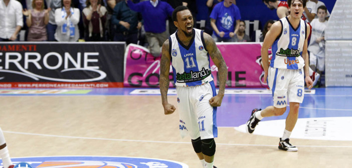 Betaland Capo d'Orlando - Olimpia Armani Jeans Milano