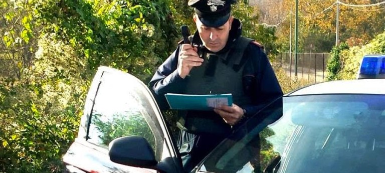“Datemi i soldi o vi ammazzo tutti e due”, 23enne di Montoro minaccia i genitori