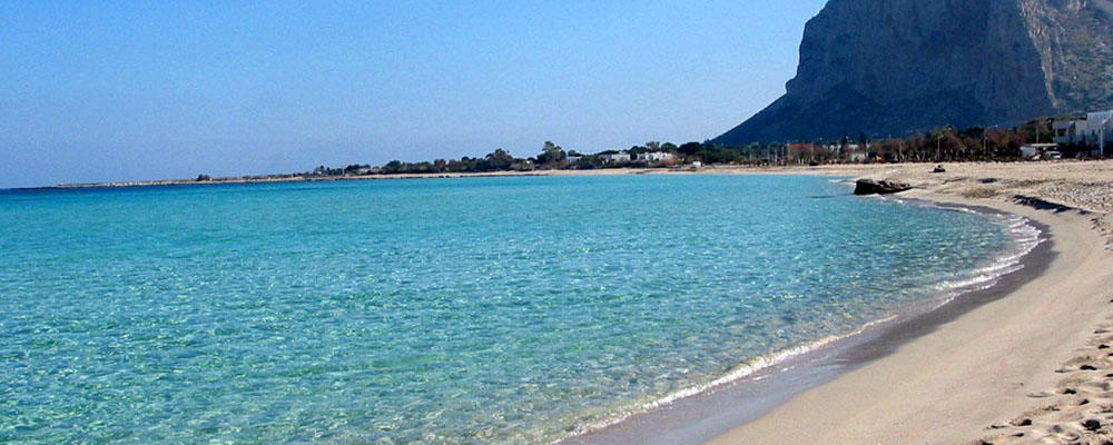 Case al mare, dove (non) conviene comprare. In Campania quelle più care