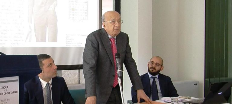 VIDEO/ De Mita amaro: “Questo è il tempo dove la corruzione è la regola”