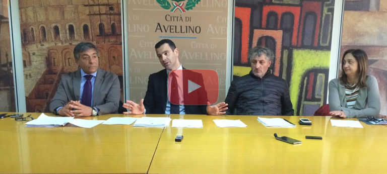 VIDEO/ Festa e l’amianto sulle case di Quattrograne: “Qualche assessore pensa che siamo baccalà”