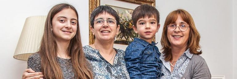 VIDEO/ “Tutti sanno che i nostri figli hanno due mamme e non è un problema per nessuno”