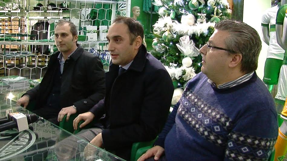 FOTO e VIDEO/ Avellino Calcio – Un dolce Natale per i tifosi: Di Iorio presenta i suo prodotti allo Store