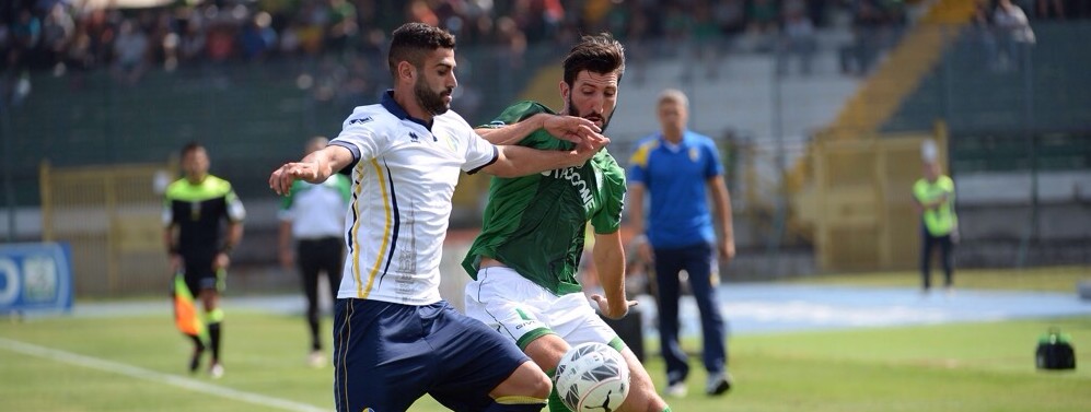 Avellino Calcio – Gavazzi, è stiramento del flessore: salta anche la trasferta di Bari