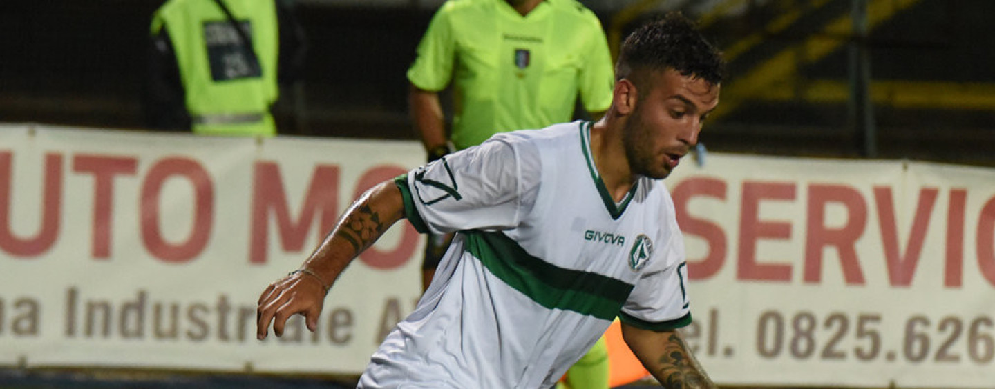 Crotone – Avellino, il pagellone dei lupi: Insigne unica luce nel black-out biancoverde