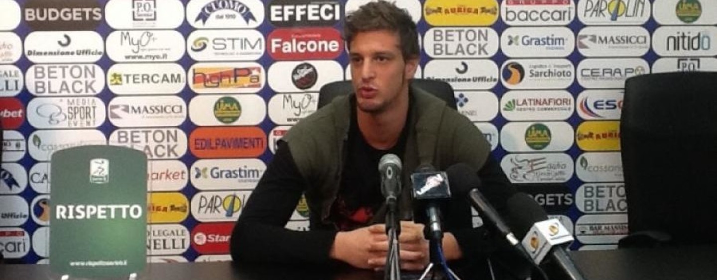 Avellino Calcio – Latina, Di Gennaro: “Gara impegnativa con i lupi, ma vogliamo continuità”