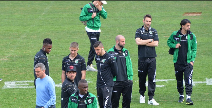 FOTONOTIZIA/ Avellino Calcio – I lupi ingannano l’attesa in “campo”