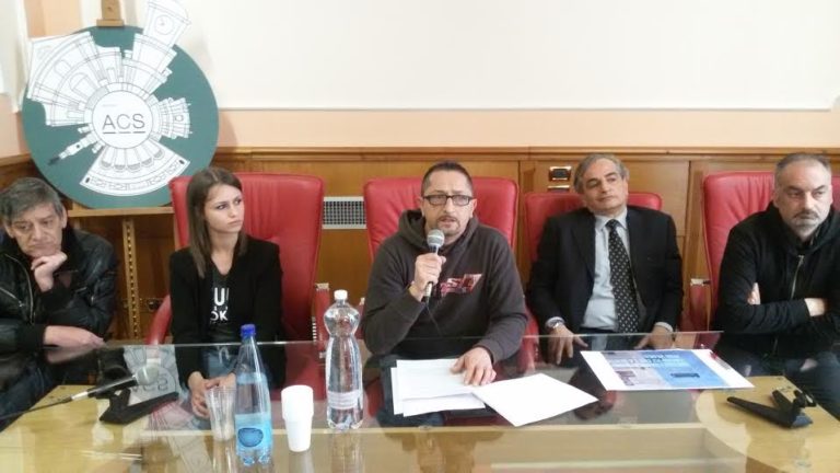 VIDEO/ C’entro per il centro: “Volevamo il patrocinio, ci negano la piazza: il Comune bypassa le regole”