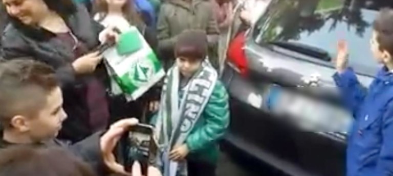 VIDEO/ Il piccolo Matteo torna a scuola