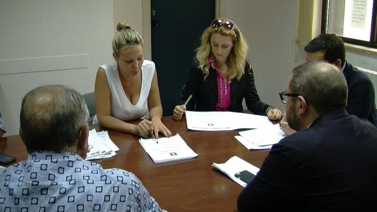 VIDEO/ Concertone, c’è il no a Natalie Imbruglia. Mele: “Sì al Laceno d’oro, no ai fuochi”