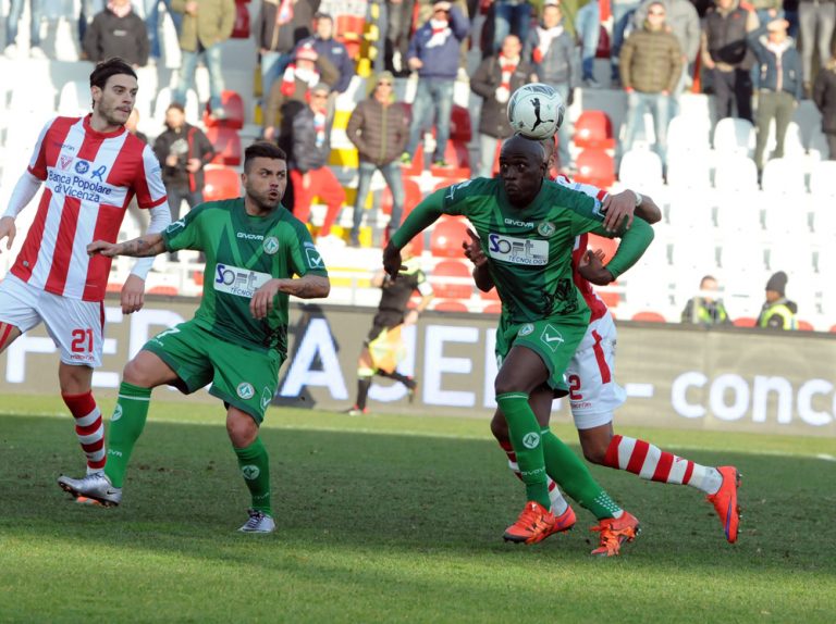 Avellino Calcio – Pareggio di carattere: a Vicenza finisce a reti inviolate. Rivivi il live