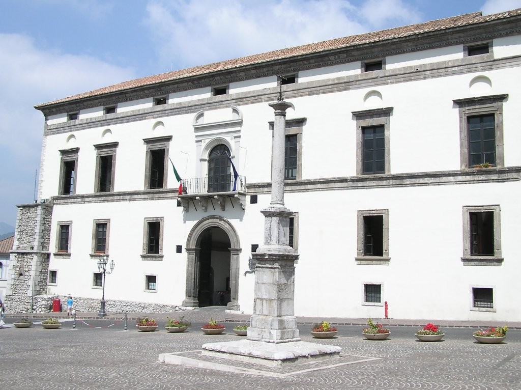 palazzo orsini solofra
