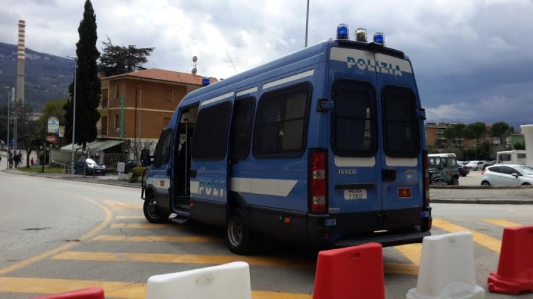 Pugno duro per i fatti di Avellino-Verona: denunciati otto ultrà