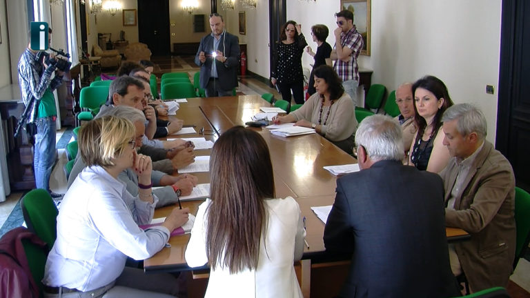 VIDEO/ In arrivo altri 78 migranti, Sessa: “Proveremo a distribuire 100 profughi per ambito territoriale”