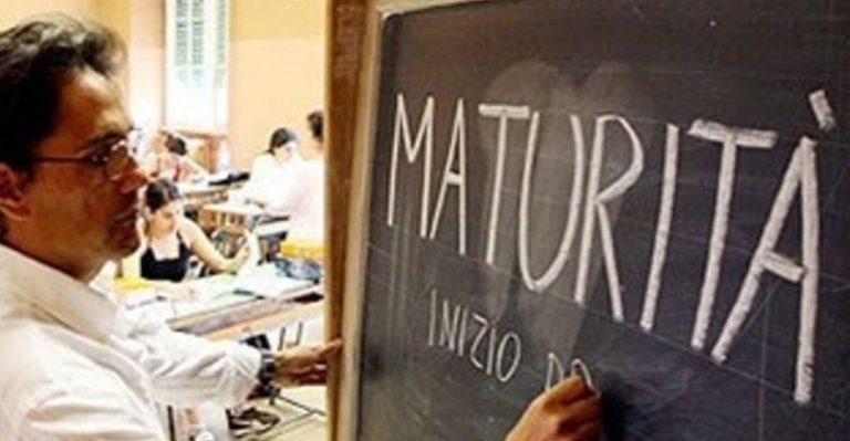 Scuola, la Ministra Azzolina a Rainews24: “Maturità in presenza, la data è il 17 giugno”