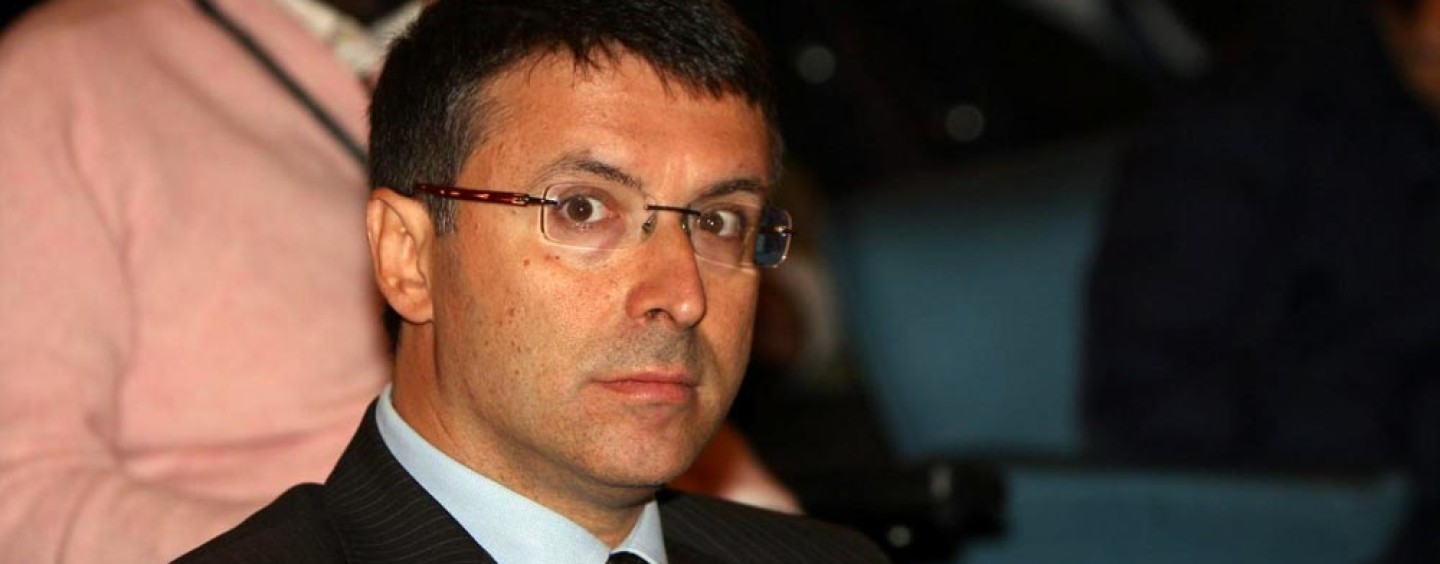 Emergenza profughi e criminalità, l’allarme di Cantone: “Rischio infiltrazione camorra in Campania”