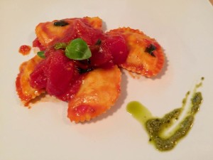 ravioli di baccalà con pomodorino Pizzutello