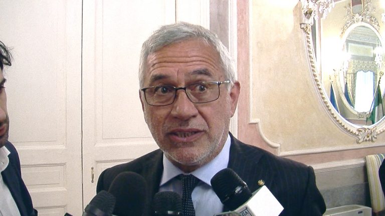 VIDEO/ Emergenza profughi, Sessa: “Realtà che affrontiamo degnamente. Irpinia pronta ad accogliere”