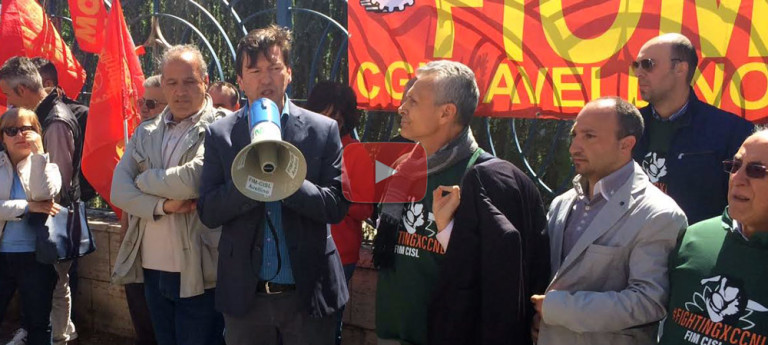 VIDEO e FOTO/ Scatta lo sciopero dei metalmeccanici: protesta davanti a Confindustria