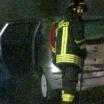 auto in fiamme