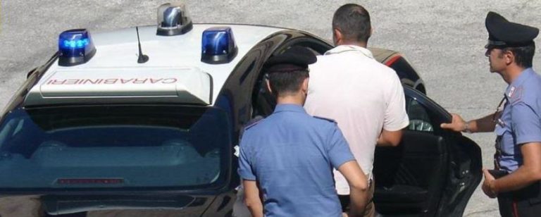 Minaccia di morte l’impiegato comunale per un contatore abusivo. Arrestato 50enne di Avella