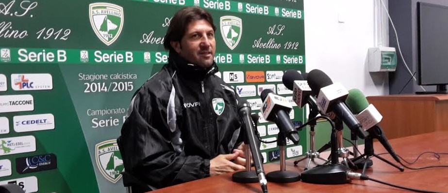 VIDEO/ Avellino Calcio – Rastelli show alla vigilia: “Ecco il modulo e le scelte per il Brescia”