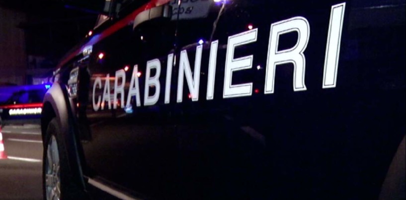 Altavilla, minacciò con un fucile una donna: 32enne finisce in carcere