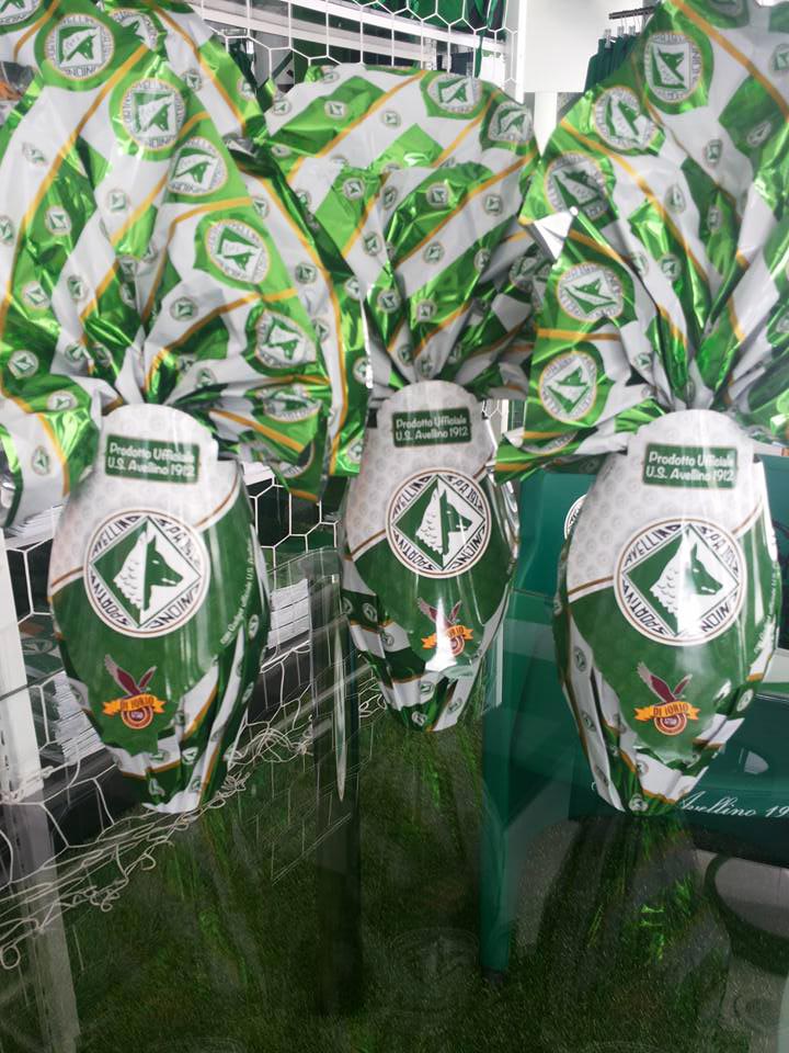 Pasqua 2016, l’Uovo ufficiale dell’Avellino Calcio è in vendita allo Store