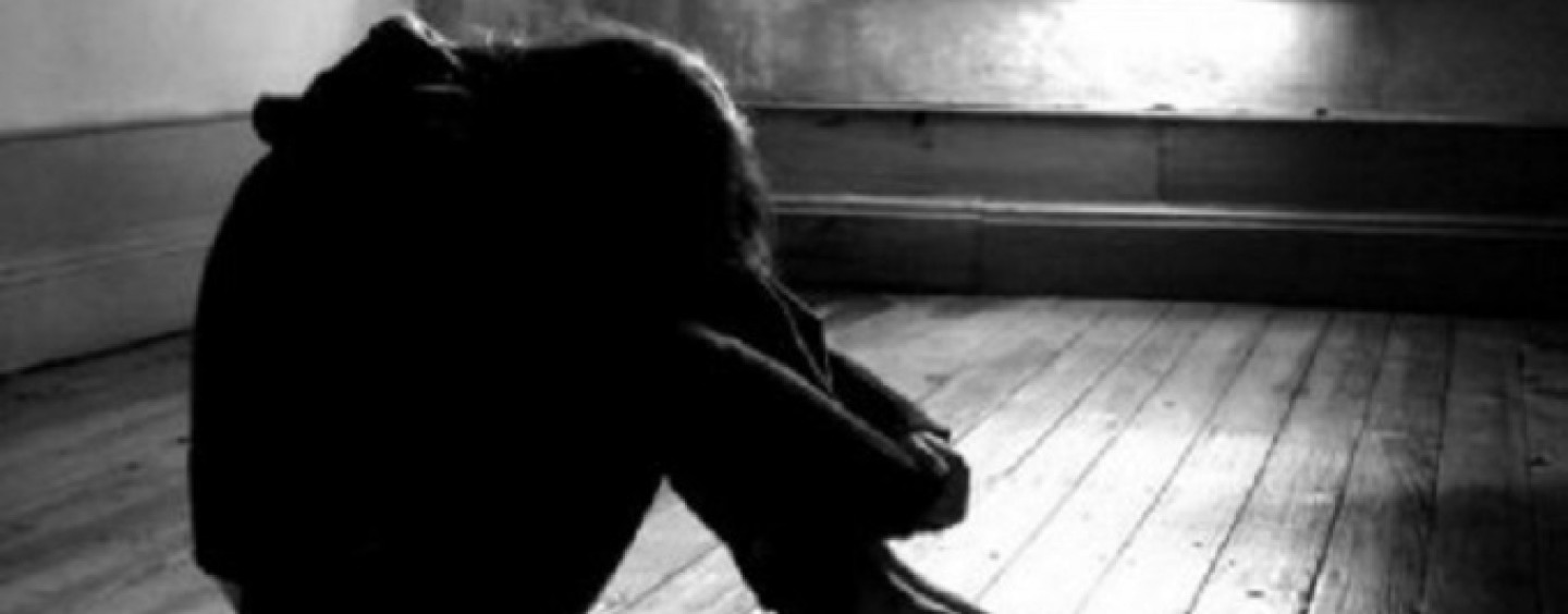 Avellino, nei bagni del Centro Sociale immigrato tenta di violentare una giovane somala